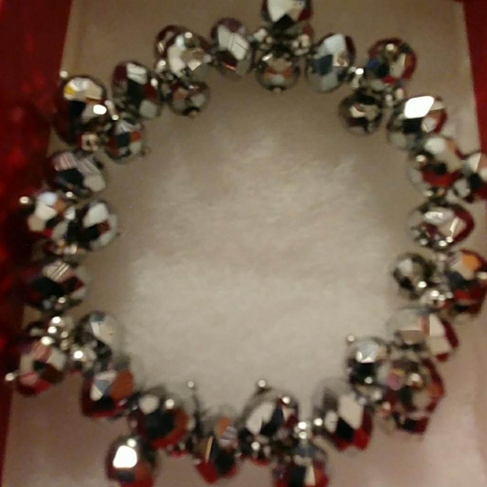 Silver Metallic Crystal Bracelet - Picture 2 of 8